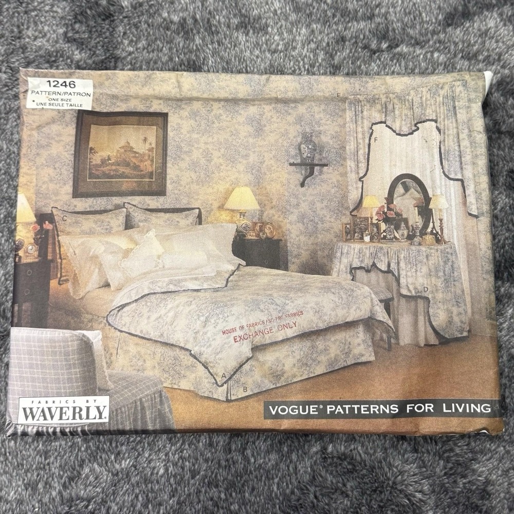 Vogue Patterns For Living  #1246 Duvet, Bed Skirt, Pillow Sham & More Uncut/FF